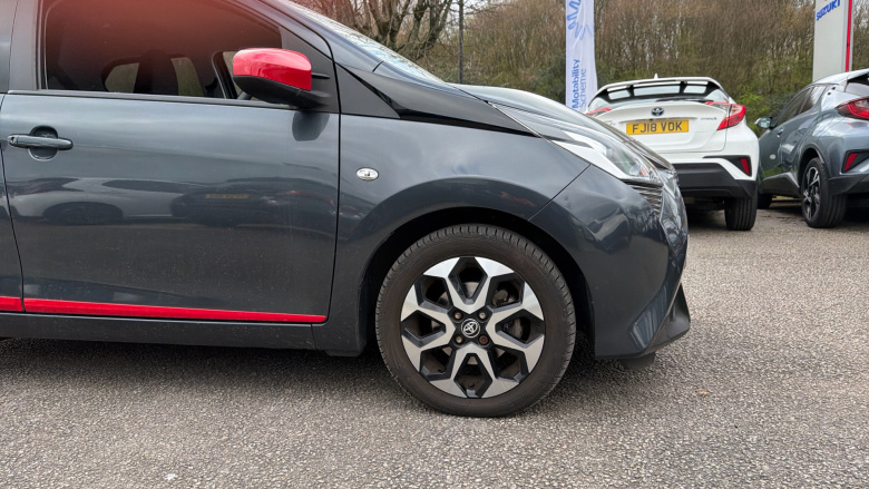 Toyota Aygo 1.0 VVT-i X-Trend 5dr x-shift Petrol Hatchback